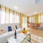 Viva Apartment